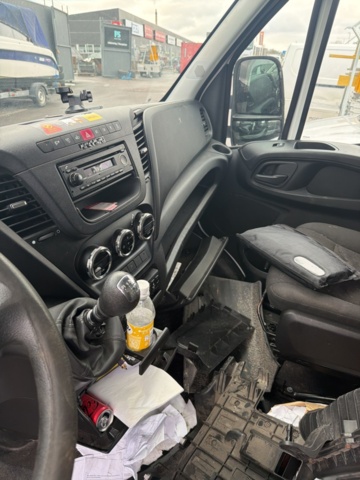 1351427-21 Iveco Daily 35-150 Chassi Cab 2.3 JTD Manuell, 146hk, -2016 (Reparationsobjekt)
