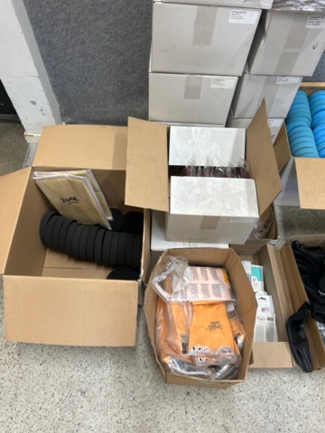 1482525-11 Lot of polishing accessories