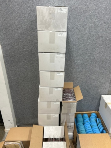 1482525-12 Lot of polishing accessories