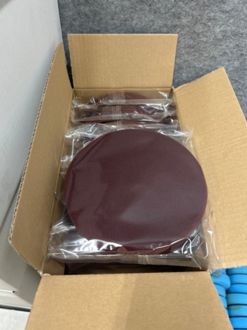 1482525-13 Lot of polishing accessories