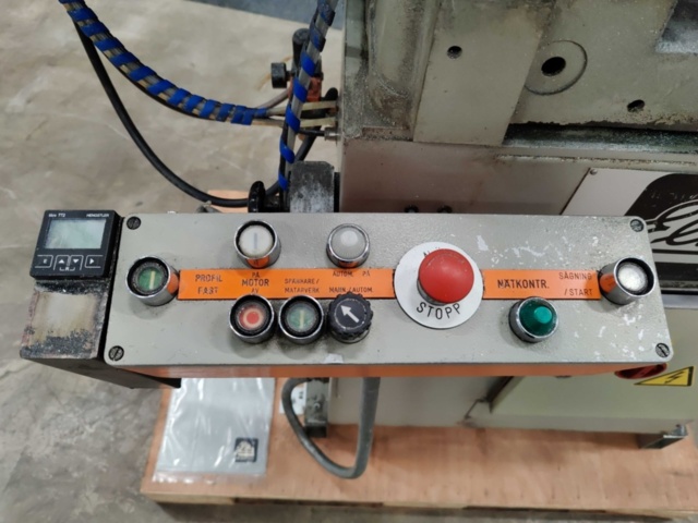 1515610-12 Hel- och halvautomatisk Klingkap Elu MGS 73