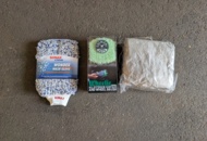 1482513 2 pallets with washing brushes, washing gloves and drying cloths