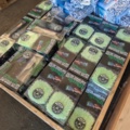 1482513-3 2 pallets with washing brushes, washing gloves and drying cloths
