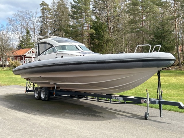 1457641-1 RIB Unlimited 36 Explorer, ink trailer
