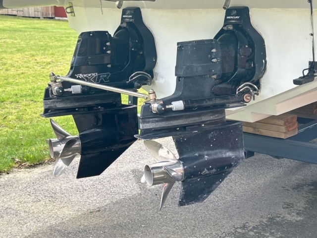 1457641-8 RIB Unlimited 36 Explorer, ink trailer