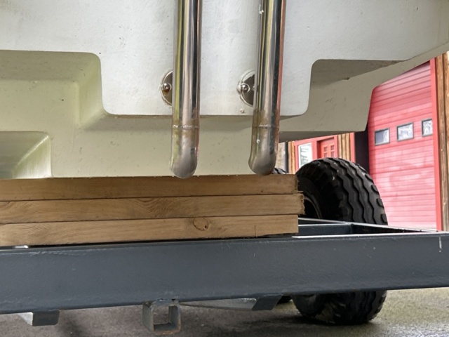1457641-12 RIB Unlimited 36 Explorer, ink trailer