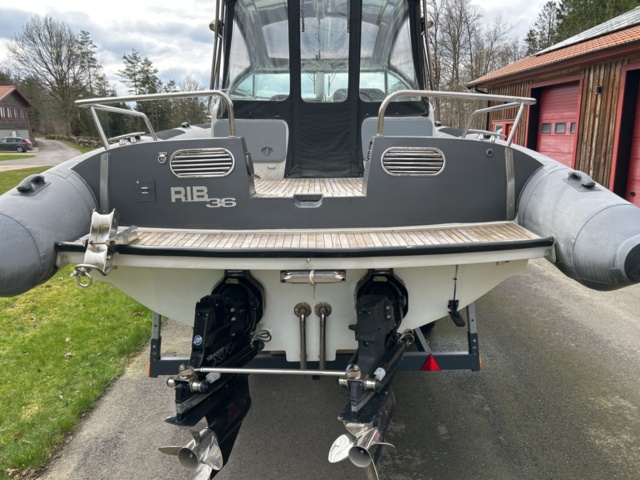 1457641-14 RIB Unlimited 36 Explorer, ink trailer