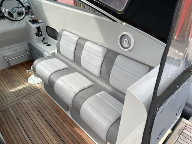 1457641-35 RIB Unlimited 36 Explorer, ink trailer