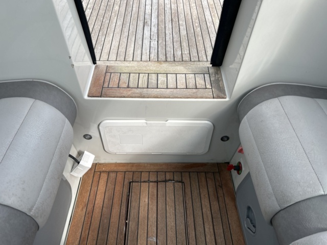 1457641-53 RIB Unlimited 36 Explorer, ink trailer