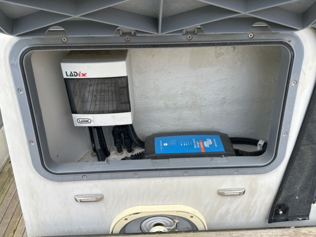 1457641-65 RIB Unlimited 36 Explorer, ink trailer