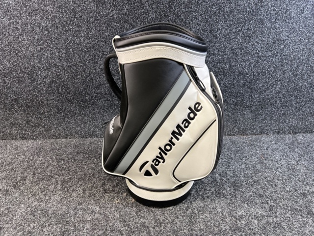 1516668-2 Den Caddy, TaylorMade