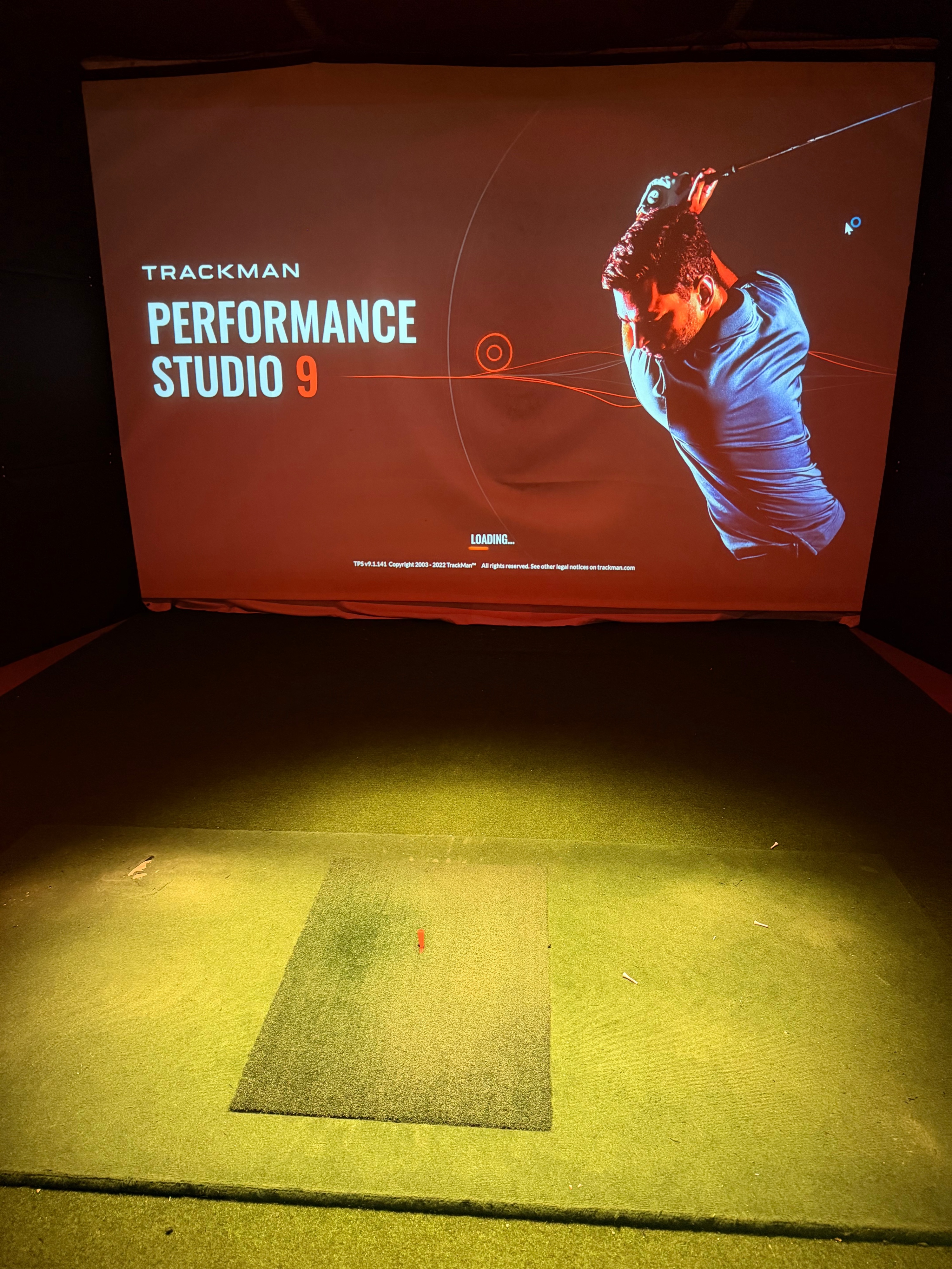 TrackMan 4 – Complete golf simulator for indoor use incl. projector ...