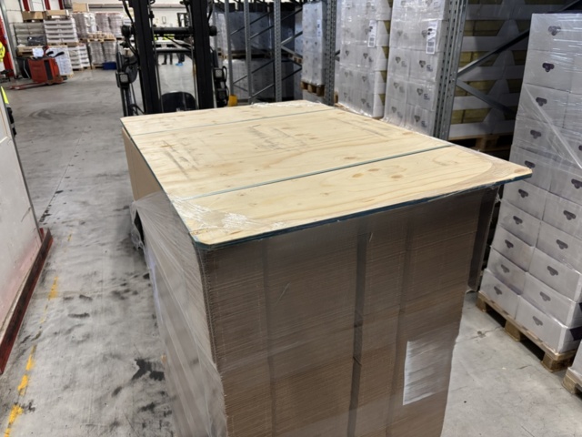 1517878-4 Corrugated boxes (punched)