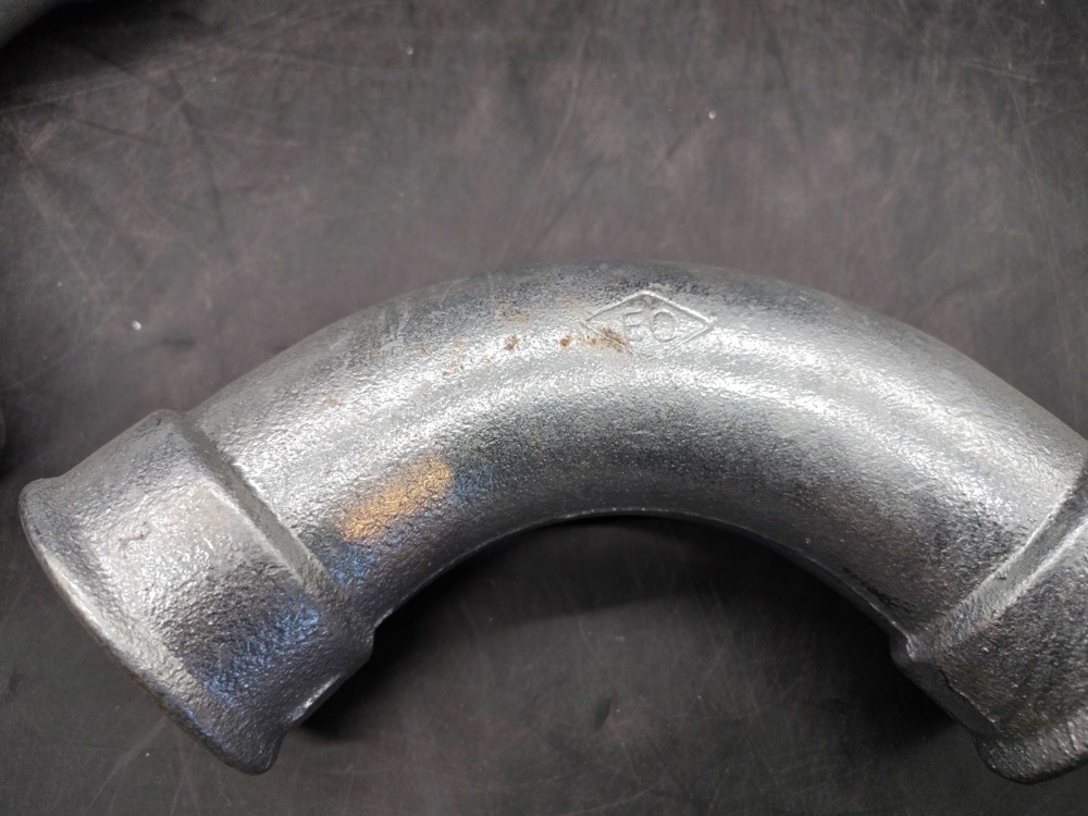 1516777-2 Pipe bends 2 pcs, galvanized, 50x90°