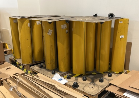 Rullar med dubbelhäftande tejp ca 22 st - G28-1000