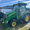 1427754-3 Kompakttraktor med frontlastare och redskap - John Deere 3720 -2013