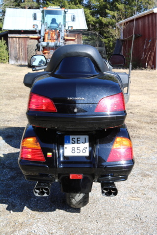 1416928-6 Honda Powersports GL1800A Gold Wing 1.8. ABS. 120hp, 2001. Low mileage.