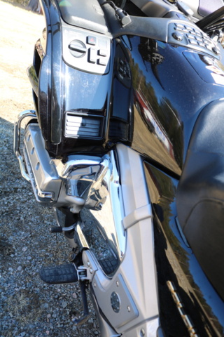 1416928-17 Honda Powersports GL1800A Gold Wing 1.8. ABS. 120hp, 2001. Low mileage.
