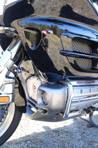 1416928-23 Honda Powersports GL1800A Gold Wing 1.8. ABS. 120hp, 2001. Low mileage.