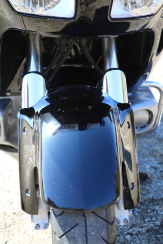 1416928-26 Honda Powersports GL1800A Gold Wing 1.8. ABS. 120hp, 2001. Low mileage.