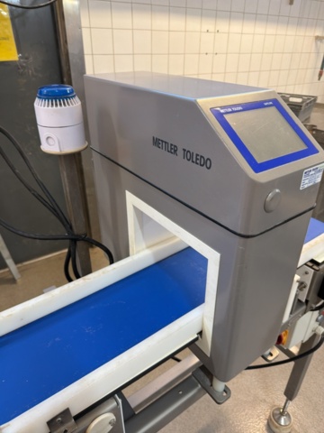 1509683-18 Livsmedelsmaskiner - Brödskärare och paketeringsmaskin - Mettler Toledo / GHD Hartmann