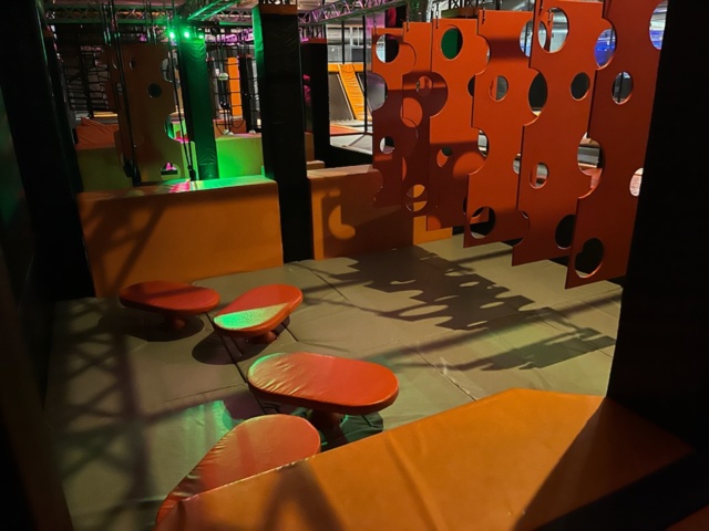 1408056-10 Komplett Trampolinpark / Ninja Course / CardioWall – ca 470 m²