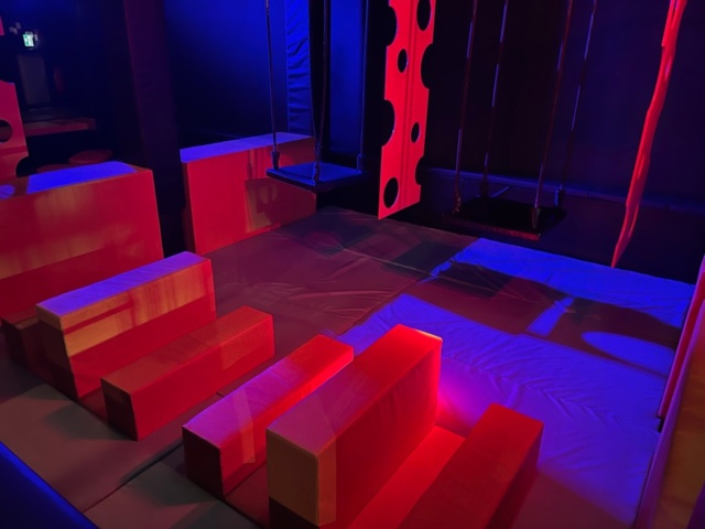 1408056-11 Komplett Trampolinpark / Ninja Course / CardioWall – ca 470 m²