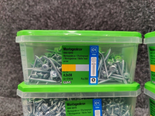 1519009-3 6 pcs Packages Mounting screw, Essve