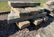 1095155 10 st raka Granitkantstenar 130x270x860-1300 mm