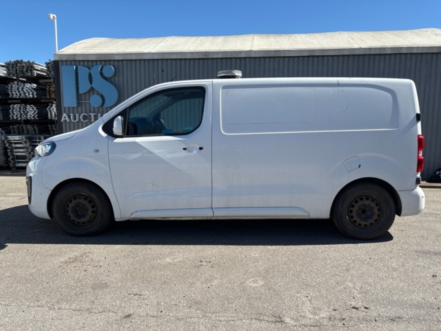 1368057-8 Peugeot Expert Panel Van 1.0t 1.6 BlueHDi 115 Manuell, 116hk, -2017